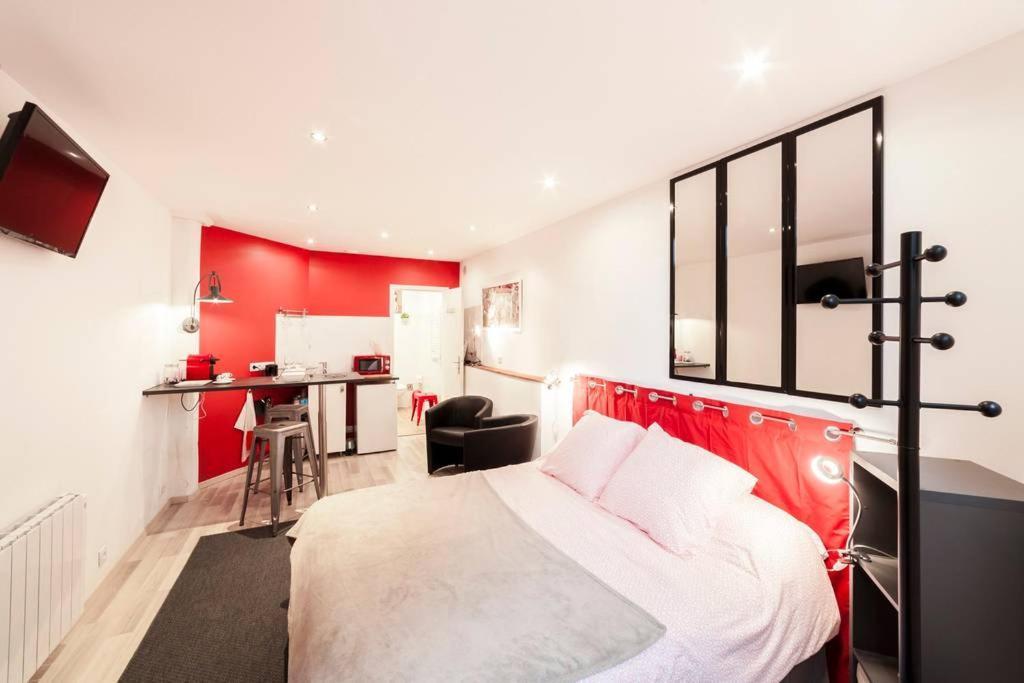 Le Studio De La Place Saint-Jean Du Vieux Lyon Ail Eksteriør billede